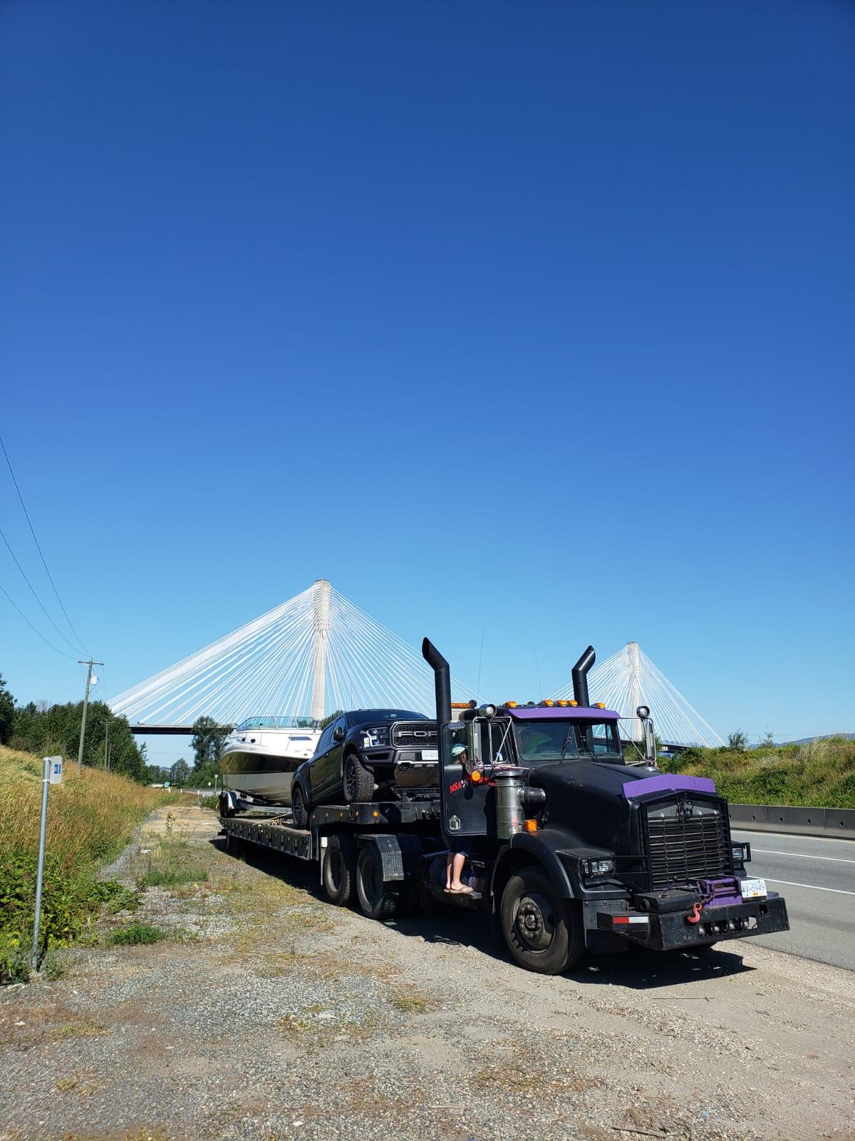 Emergency towing and road side assistance calgary